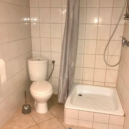 Pokoje Goscinne Pod Jabloniami Homestay Darlowo
